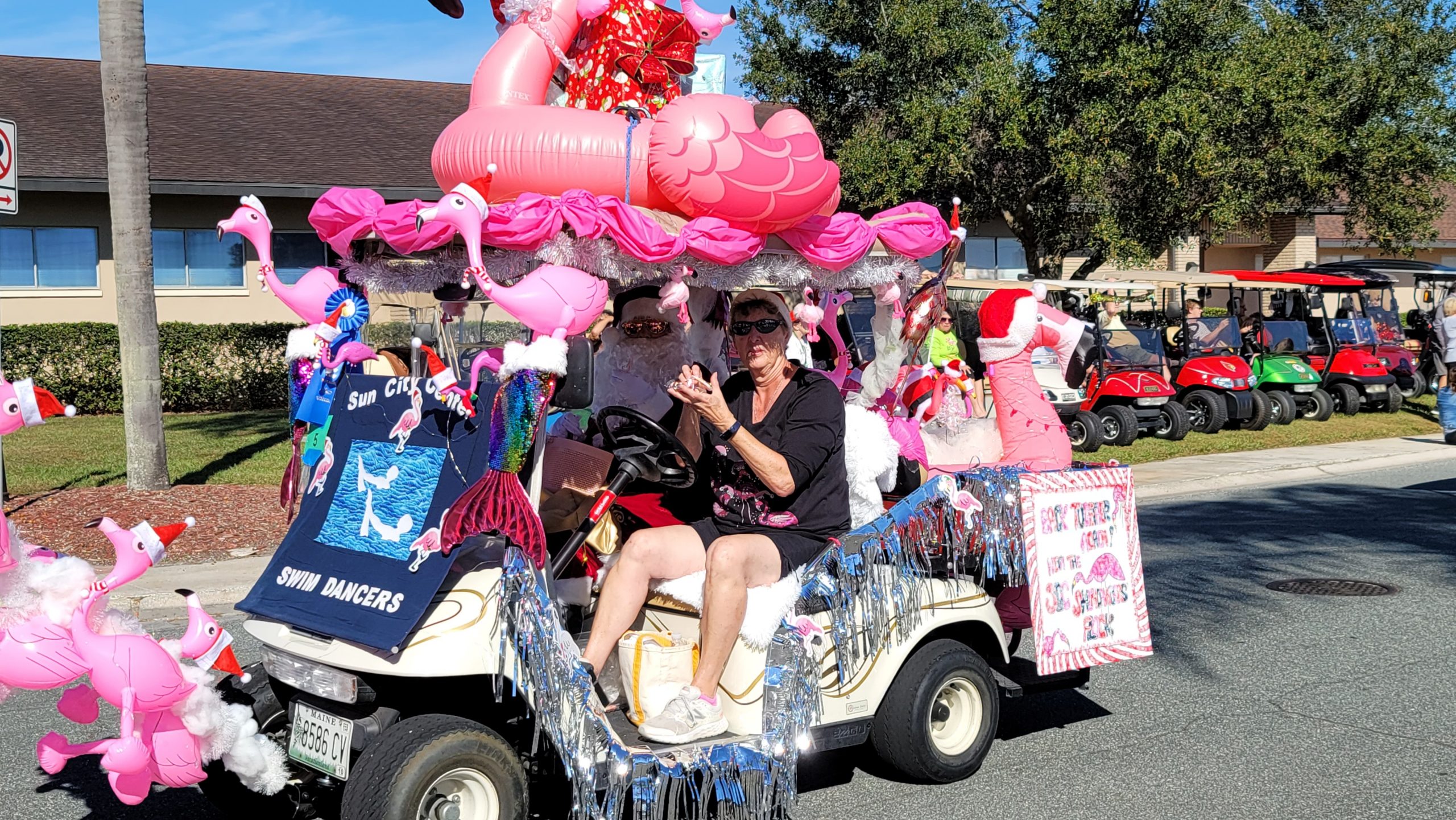 how to decorate a golf cart for a parade