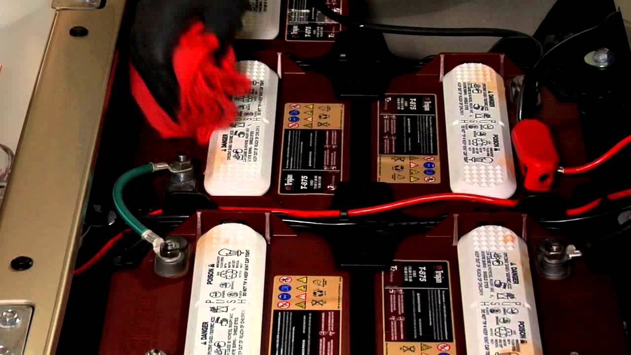 how many batteries in a yamaha golf cart